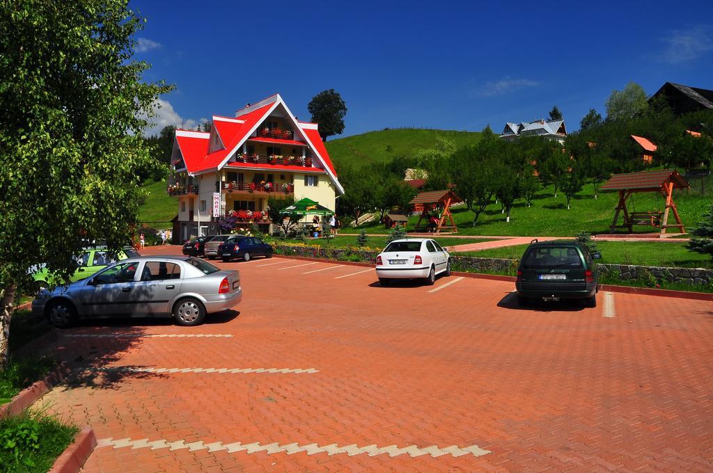 Pensiunea Maria Hotel Durau Exterior photo